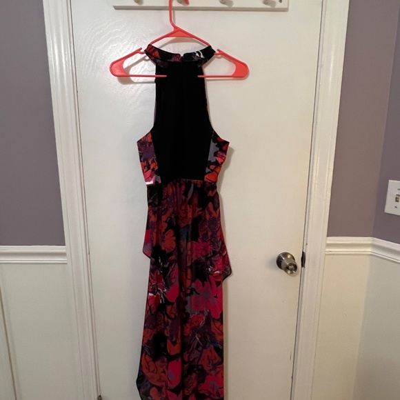 Bebe Bedazzled Flowy Top - Picture 2 of 4